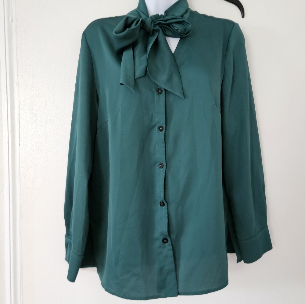 Ming Wang Top XS Tie Neck Button Down Elegant Satin Feminine Classy Career Party